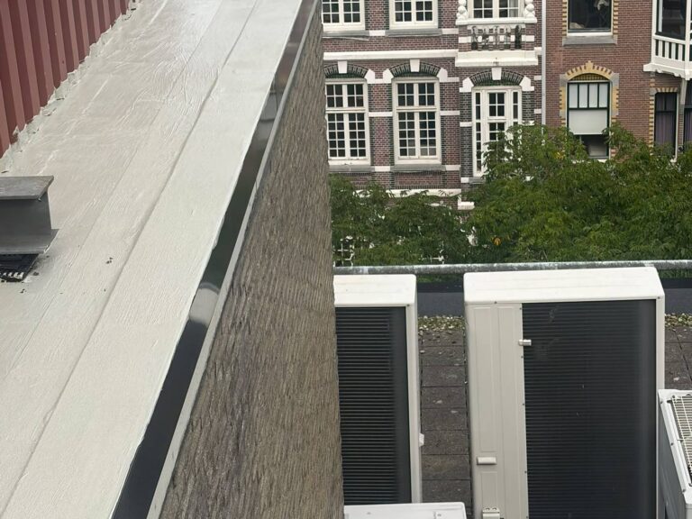 Triflex dakrand in Alkmaar door Dakdekker Specialist Alkmaar